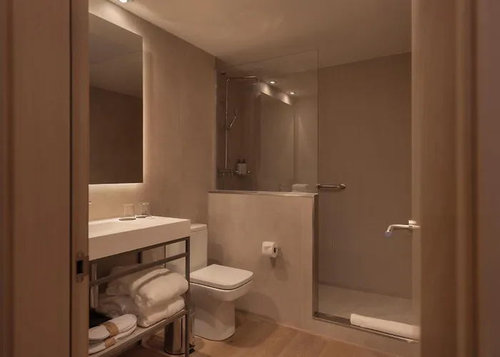 Gran Hotel Barcino 4 Estrellas Superior Barcellona